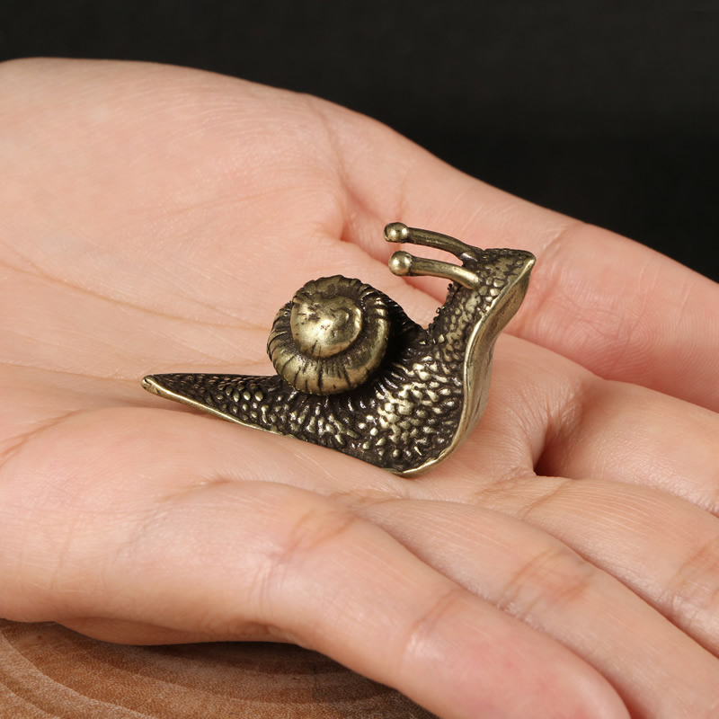 Cute Mini Vintage Brass Snail  – Home Fragrance Miniso recenzja i cena